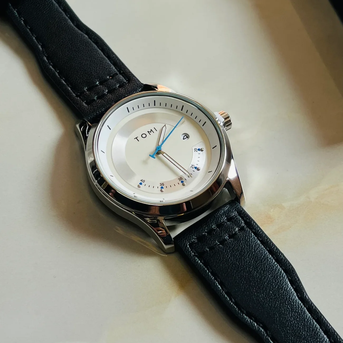 TOMI Elegant Business Watch
